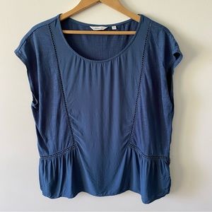 3/$30💚Reitmans denim blue peplum blouse top size medium